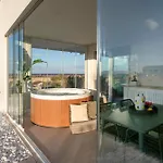 Fronte Mare Villa