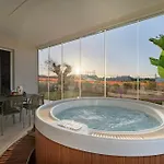 Fronte Mare Villa